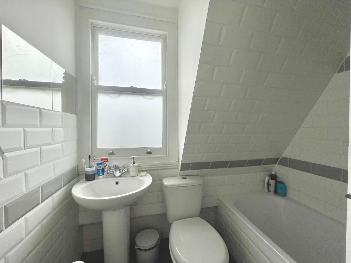 139 Guest House Camden Town 伦敦 外观 照片