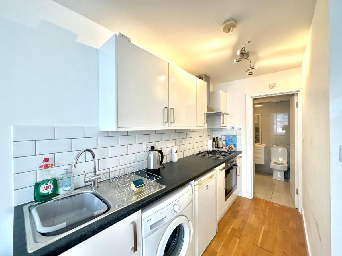 139 Guest House Camden Town 伦敦 外观 照片